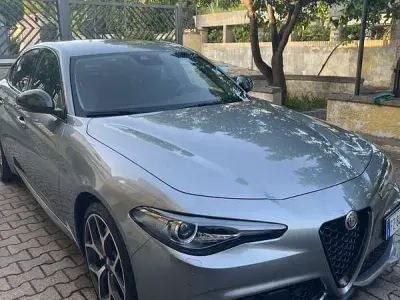 Usata Alfa Romeo Giulia Tech Edition 201 CV (147 kW) 2019 Grigio Berlina