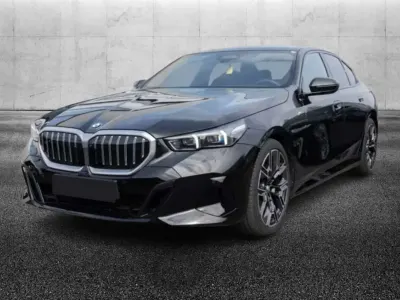 Usata BMW 520 M Sport 197 CV (144 kW) 2025 Nero Berlina