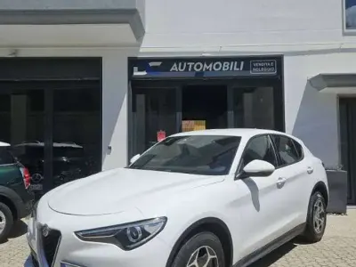 Usata Alfa Romeo Stelvio Business 190 CV (139 kW) 2022 Bianco SUV
