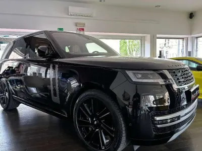 Usata Land Rover Range Rover HSE Dynamic 510 CV (375 kW) 2024 Grigio SUV