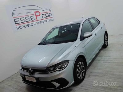 Usata VW Polo 80 CV (58 kW) 2022 Grigio Utilitaria