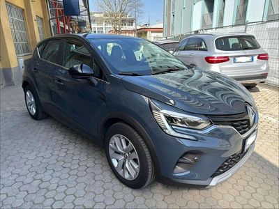 Usata Renault Captur Zen 101 CV (74 kW) 2022 Blu/azzurro SUV