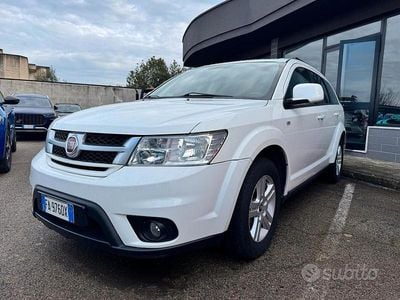 Usata Fiat Freemont Urban 170 CV (125 kW) 2015 Bianco SUV