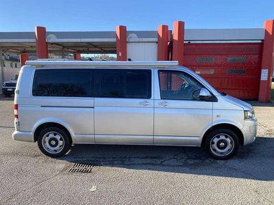 Usata VW Caravelle 180 CV (132 kW) 2010 Furgone