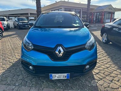 Usata Renault Captur 90 CV (66 kW) 2013 Blu SUV