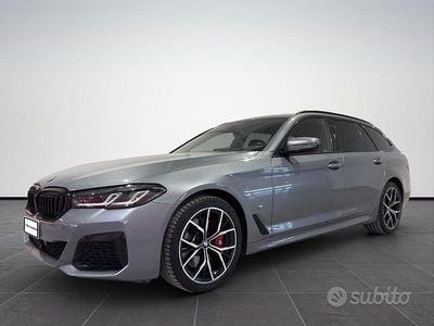Usata BMW 520 M Sport 190 CV (139 kW) 2023 Grigio Station wagon