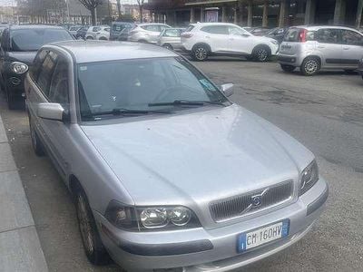 Usata Volvo V40 116 CV (85 kW) 2003 Argento Station wagon