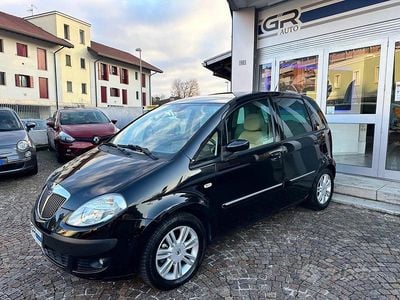Usata Lancia Musa 95 CV (69 kW) 2007 Nero Monovolume