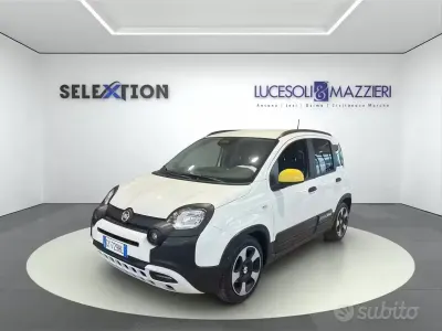 Usado Fiat Panda Cross Cross 70 CV (51 kW) 2025 Blanco Utilitario