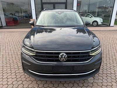 Usata VW Tiguan Life 150 CV (110 kW) 2022 Grigio SUV