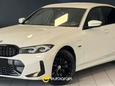 Usata BMW 320e M Sport 204 CV (150 kW) 2022 Bianco Berlina