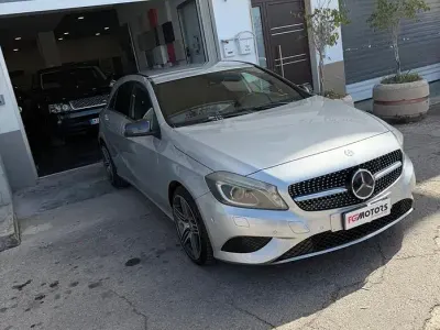 Käytetty Mercedes A200 Premium 136 HP (100 kW) 2013 Harmaa Sedan
