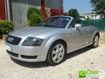 Usata Audi TT 180 CV (132 kW) 2000 Argento Coupé