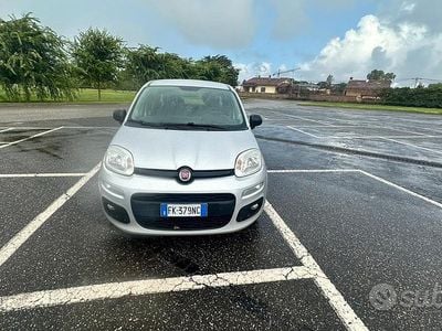 Grigio Usata 2017 Fiat Panda Utilitaria | 6800 € (Buon prezzo)