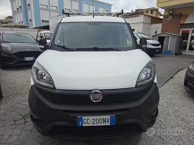 Usata Fiat Doblò Business 120 CV (88 kW) 2020 Bianco Monovolume