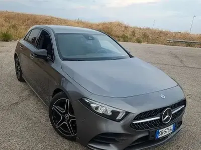 Usata Mercedes A180 Premium 116 CV (85 kW) 2021 Berlina