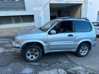 Usata Suzuki Vitara 2003 Grigio SUV