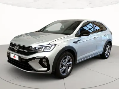 Usata VW Taigo R-line 110 CV (80 kW) 2023 Reflex silver metallizzato nero SUV