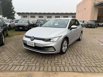Argento Usata 2023 VW Golf Life Berlina | 16.950 € (Super prezzo)