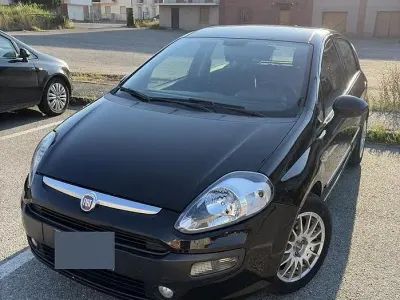 Usata Fiat Punto Evo 69 CV (50 kW) 2010 Nero Utilitaria