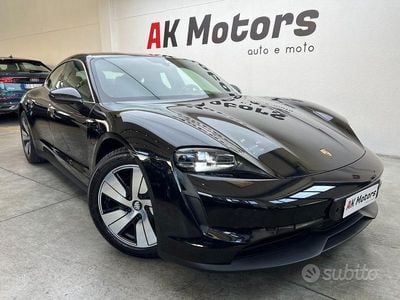 Begagnad Porsche Taycan 4S