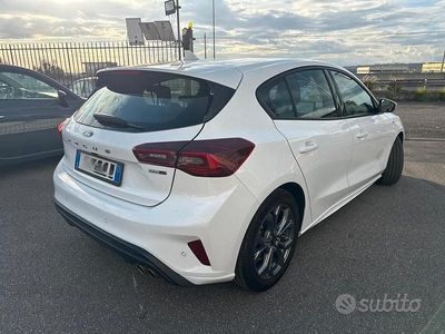 Usata Ford Focus ST-Line 126 CV (92 kW) 2023 Bianco Berlina