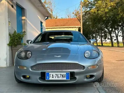 Usata Aston Martin DB7 332 CV (244 kW) 1998 Grigio Cabrio