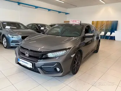 Begagnad Honda Civic Elegance 126 HK (92 kW) 2021 Grå Sedan