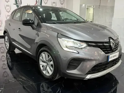 Usata Renault Captur Intens 95 CV (69 kW) 2019 Grigio SUV