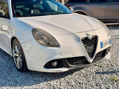Usata Alfa Romeo Giulietta 140 CV (102 kW) 2011 Bianco Utilitaria