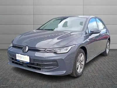 Usata VW Golf VIII Life 116 CV (85 kW) 2025 Other Utilitaria
