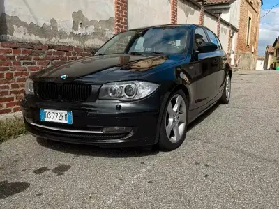 Usata BMW 118 143 CV (105 kW) 2008 Nero Utilitaria