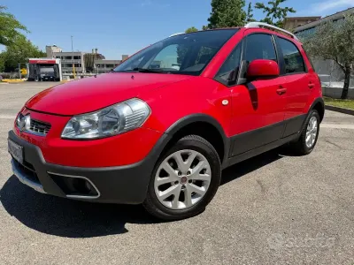 Gebraucht Fiat Sedici Emotion 135 PS (99 kW) 2010 Rot SUV