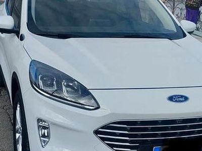Usata Ford Kuga 120 CV (88 kW) 2022 Bianco SUV