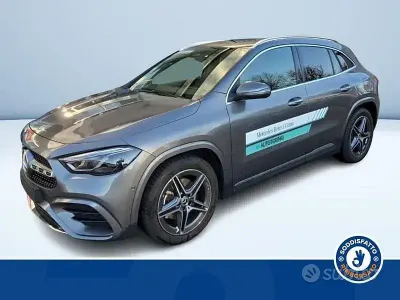 Usata Mercedes GLA200 AMG line 150 CV (110 kW) 2025 Grigio SUV