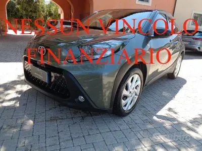 Usata Toyota Aygo X Trend 72 CV (52 kW) 2022 Verde SUV