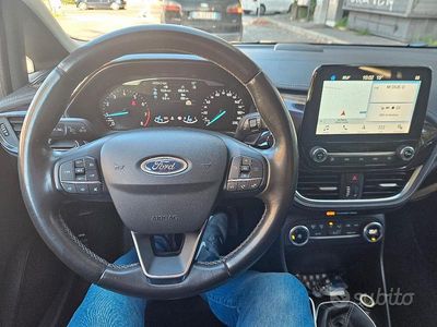 Usata Ford Fiesta Vignale 100 CV (73 kW) 2018 Nero Utilitaria