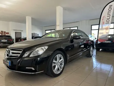 Usata Mercedes E350 Executive 292 CV (214 kW) 2009 Black shwartz metallic Coupé