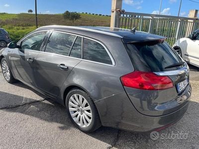 Usata Opel Insignia Cosmo 160 CV (117 kW) 2011 Grigio Station wagon