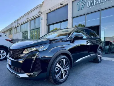 Usata Peugeot 3008 Allure 131 CV (96 kW) 2022 Nero SUV