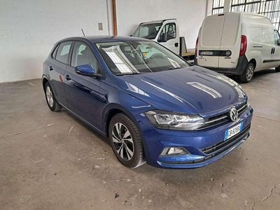 Usata VW Polo Comfortline 80 CV (58 kW) 2020 Blu/azzurro Utilitaria