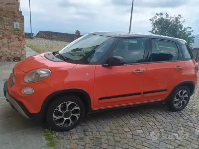 Begagnad Fiat 500L Cross 120 HK (88 kW) 2019 Minibuss