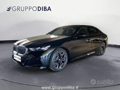 Nouvelle BMW 520 Efficient Dynamics 197 ch (144 kW) 2026 Noir Berline