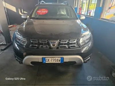 Usata Dacia Duster Prestige 101 CV (74 kW) 2022 Grigio SUV