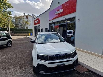 Usata Jeep Avenger Summit 101 CV (74 kW) 2024 Bianco SUV