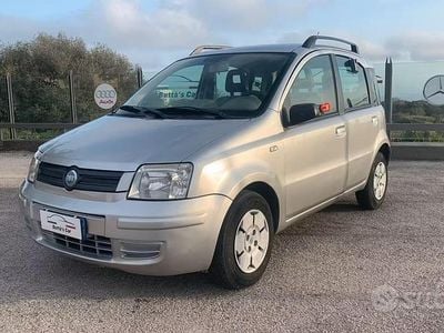 Usata Fiat Panda Active 54 CV (39 kW) 2004 Grigio Utilitaria