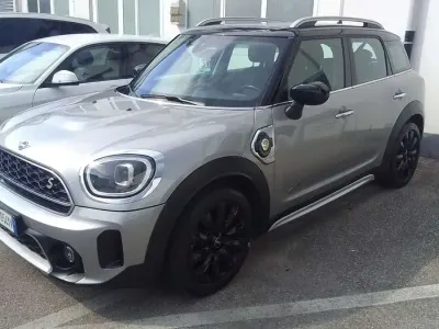 Usata Mini Cooper Countryman Classic 125 CV (91 kW) 2023 Argento SUV
