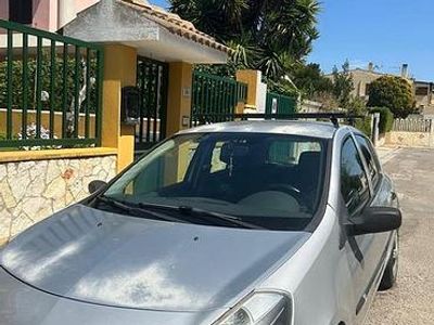 Usata 2007 Renault Clio II | 2000 € (Buon prezzo)