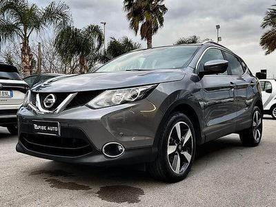 Usata Nissan Qashqai Tekna 130 CV (95 kW) 2015 Grigio SUV