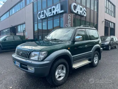 Second-hand Toyota Land Cruiser 163 CP (119 kW) 2002 Verde SUV